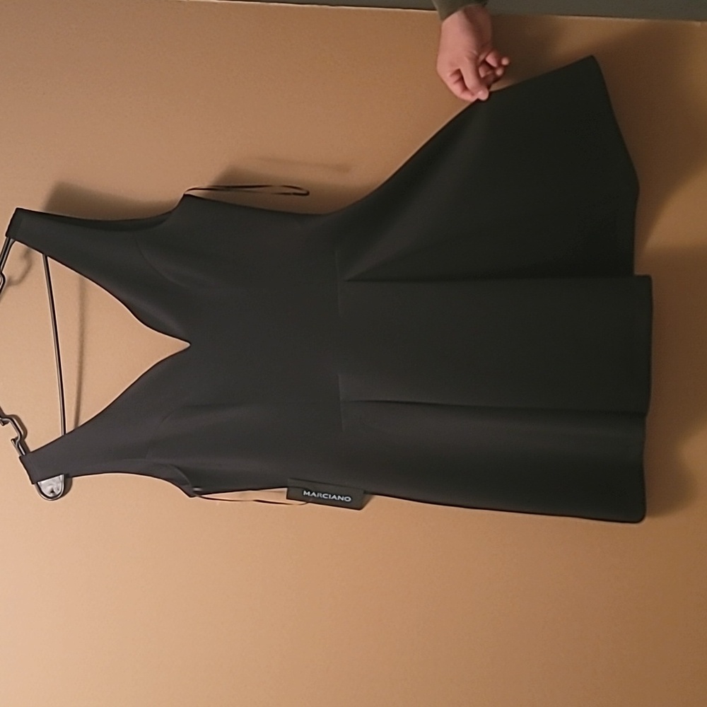 Elegant Black Sleeveless Dress Sweatheart Neck And A Line Pleat Skirt NWT